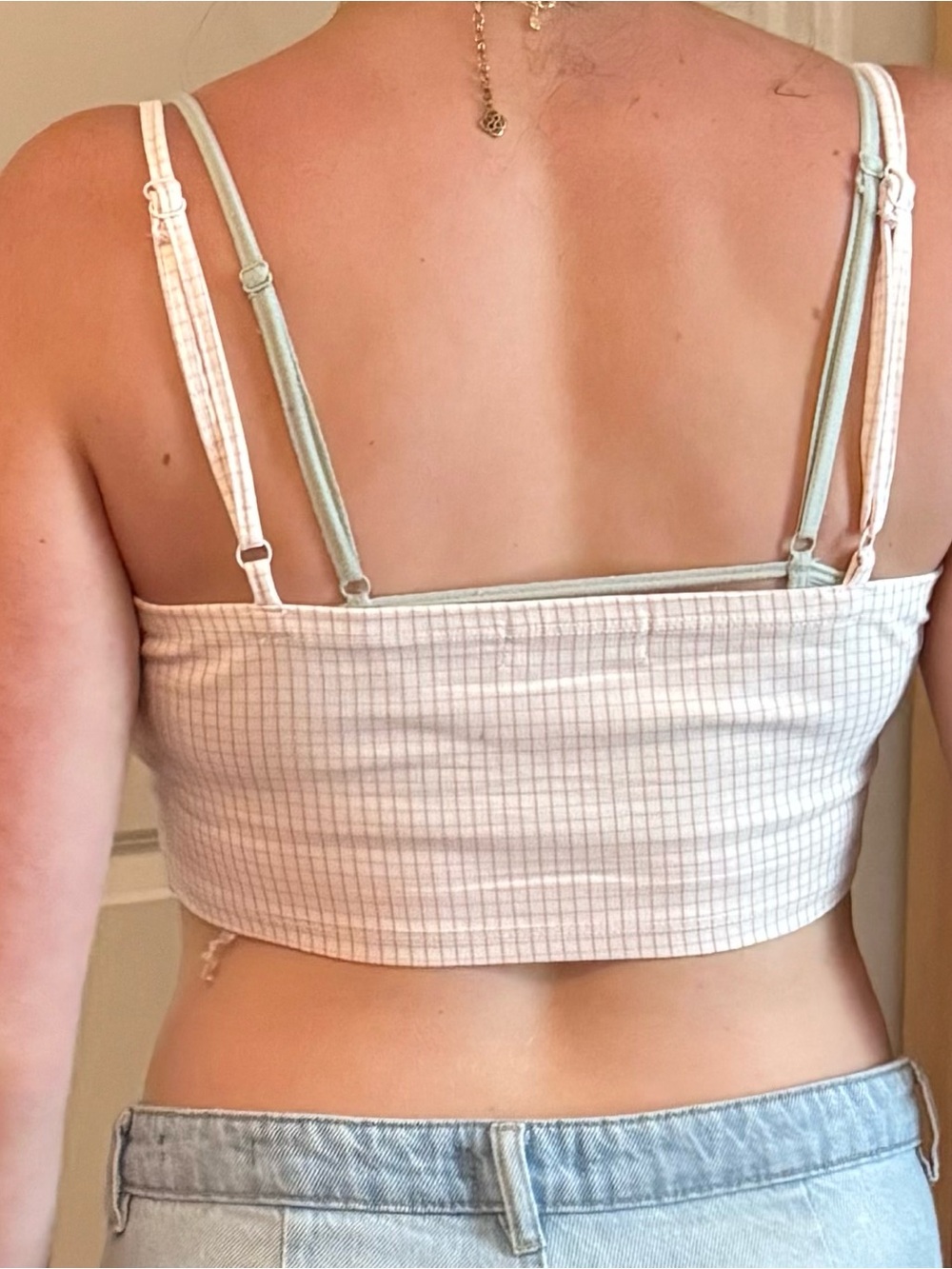Grid Print Cropped Tank Top in Light Pink
